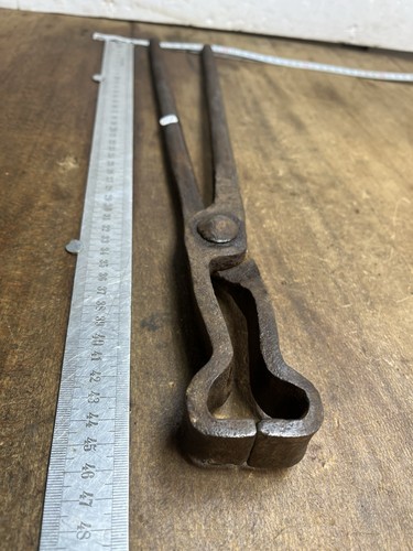 Outil ancien fer forgé - outil,